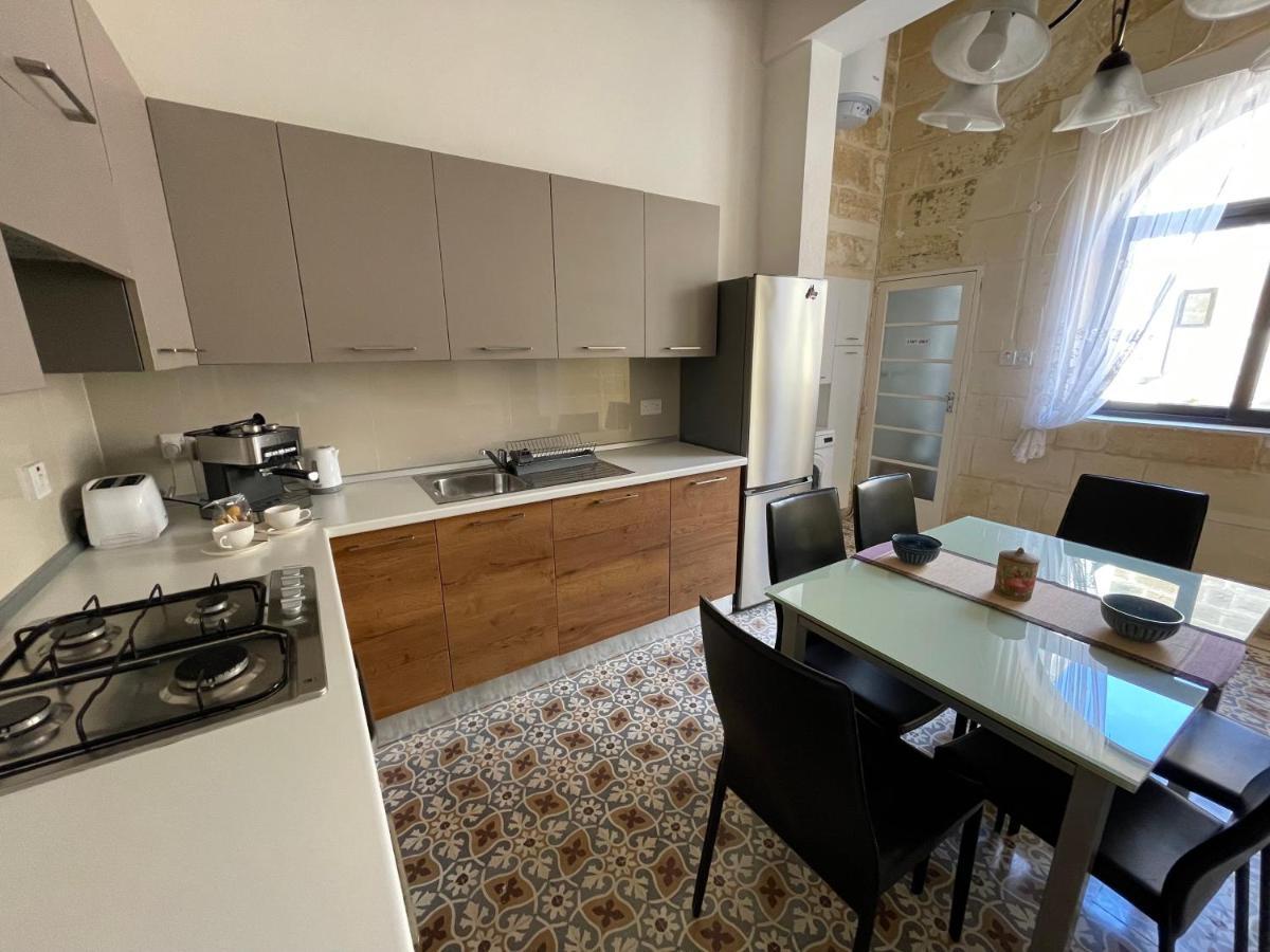 Penelope Townhouse Hotel Ghajn il-Kbira  Kültér fotó