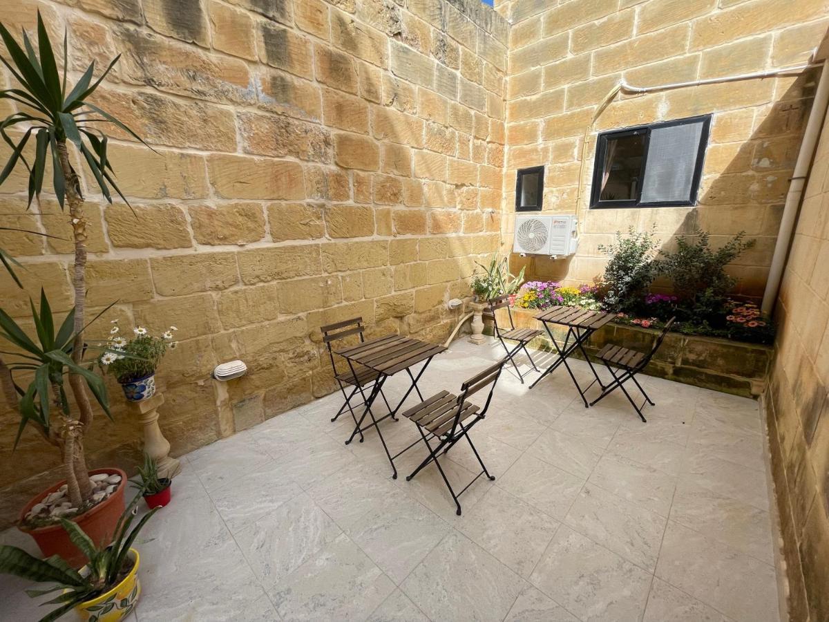 Penelope Townhouse Hotel Ghajn il-Kbira  Kültér fotó