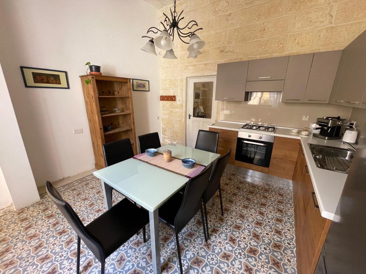 Penelope Townhouse Hotel Ghajn il-Kbira  Kültér fotó