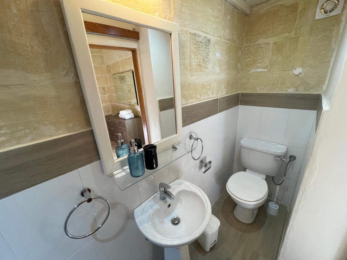 Penelope Townhouse Hotel Ghajn il-Kbira  Kültér fotó