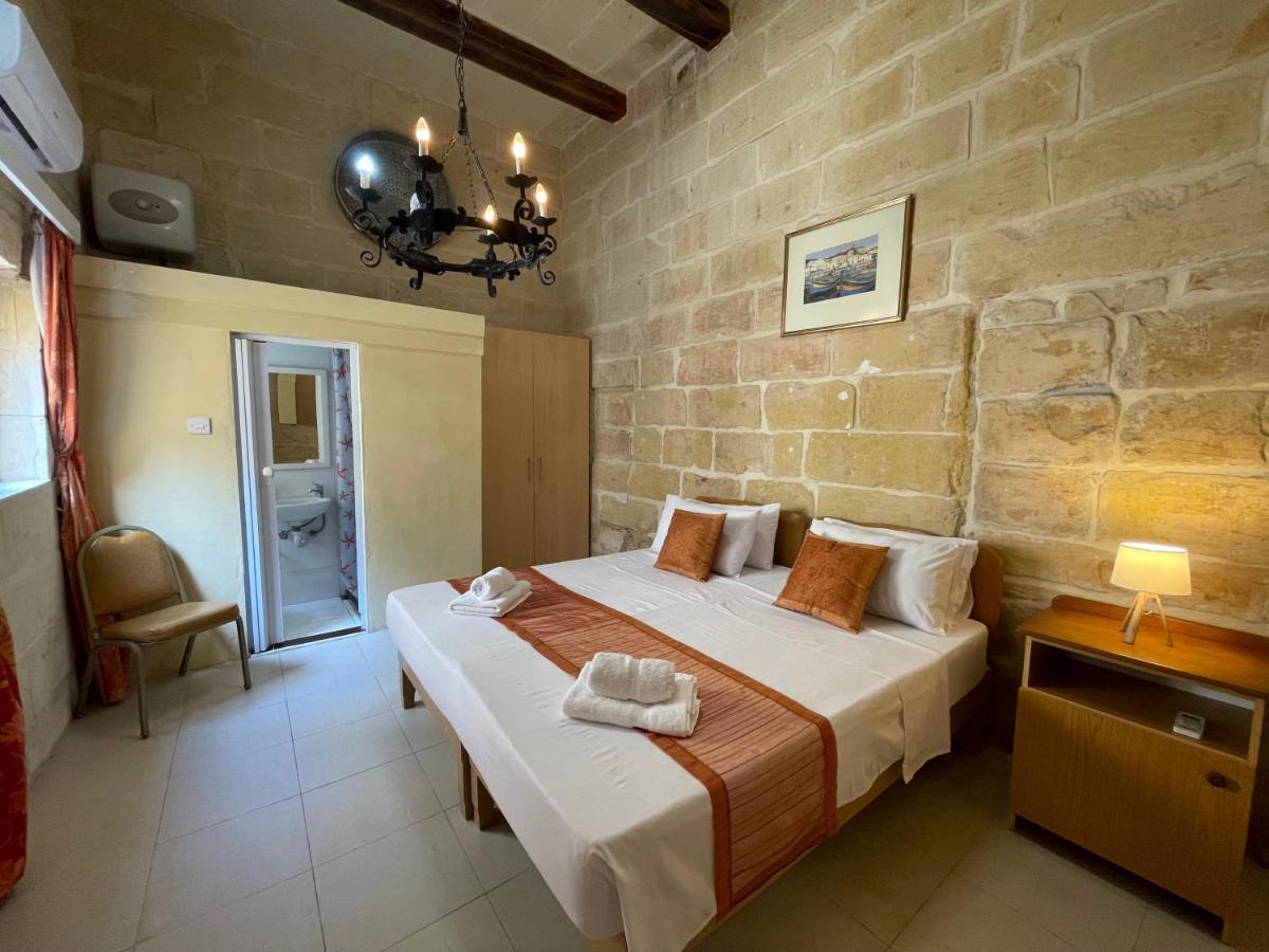 Penelope Townhouse Hotel Ghajn il-Kbira  Kültér fotó