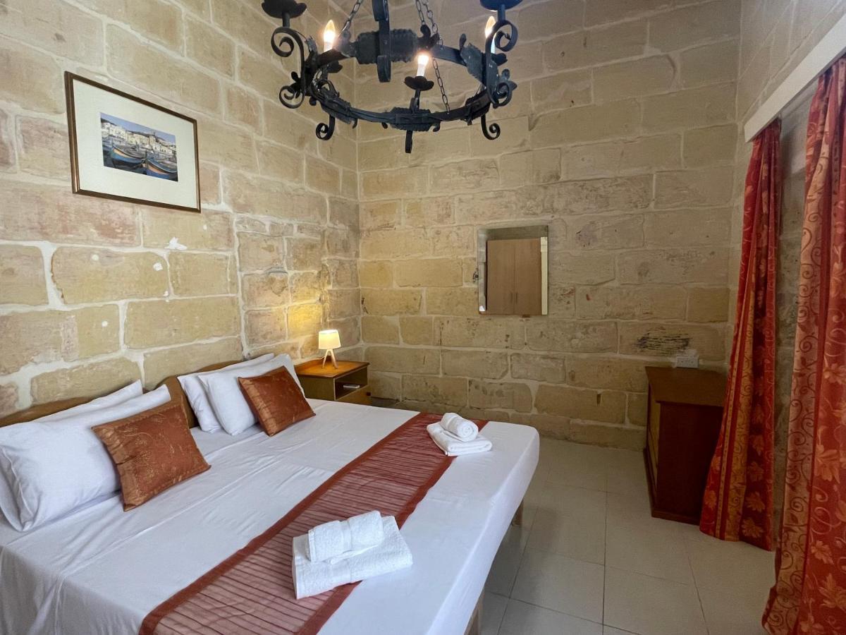 Penelope Townhouse Hotel Ghajn il-Kbira  Kültér fotó
