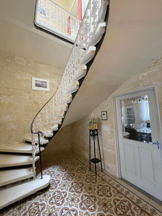 Penelope Townhouse Hotel Ghajn il-Kbira  Kültér fotó