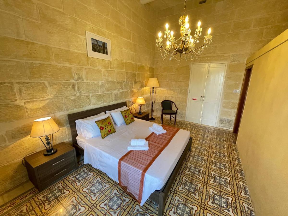 Penelope Townhouse Hotel Ghajn il-Kbira  Kültér fotó